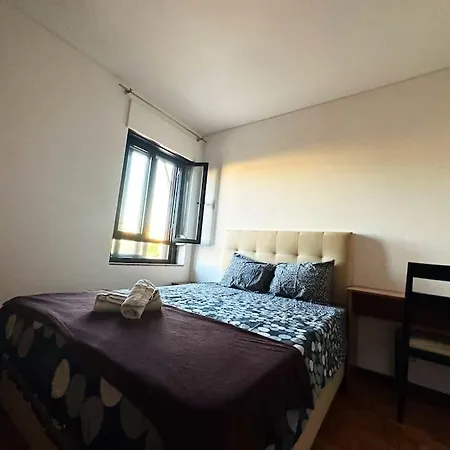 Appartement Big 4-bedroom With 2 Full Bathrooms In Area Oporto